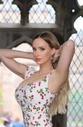 Проститутка Вика